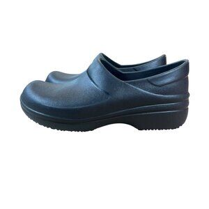 Crocs Women’s Work Clogs – Size 8 – Black – Great Condition